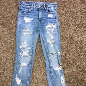American Eagle Size 4 High Rise Ripped Jeans